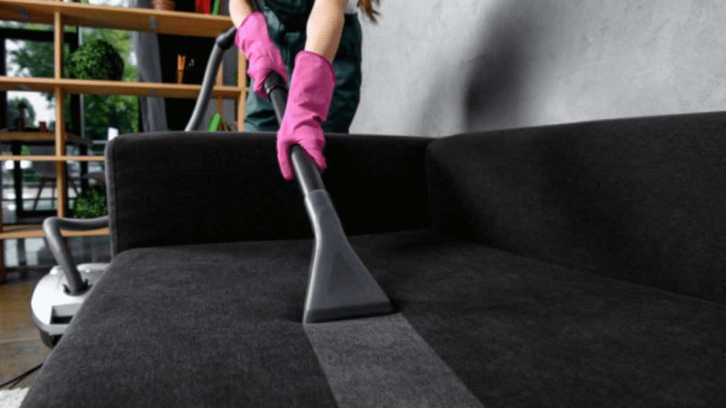 Cleaning Course Level 5 Course Image - 3