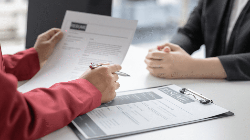 Image 1 for UK Employment Law and Employee Rights Diploma