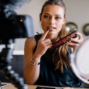 Complete Makeup Training for Lips