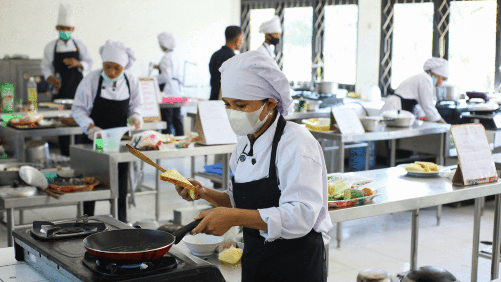Image 3 for Certificate in Food Hygiene and Safety at QLS Level 3