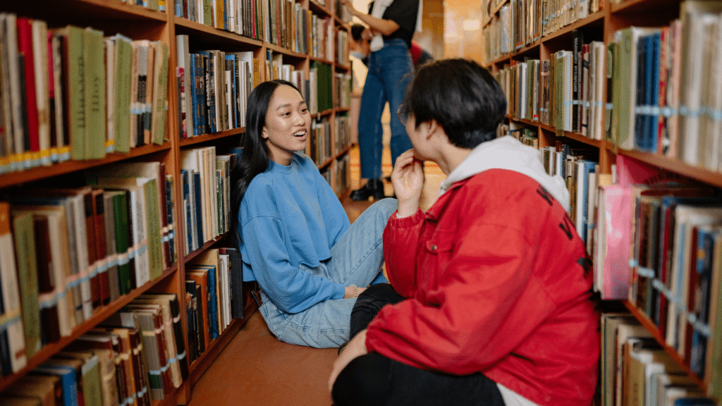 Image 2 for Library Assistant Diploma