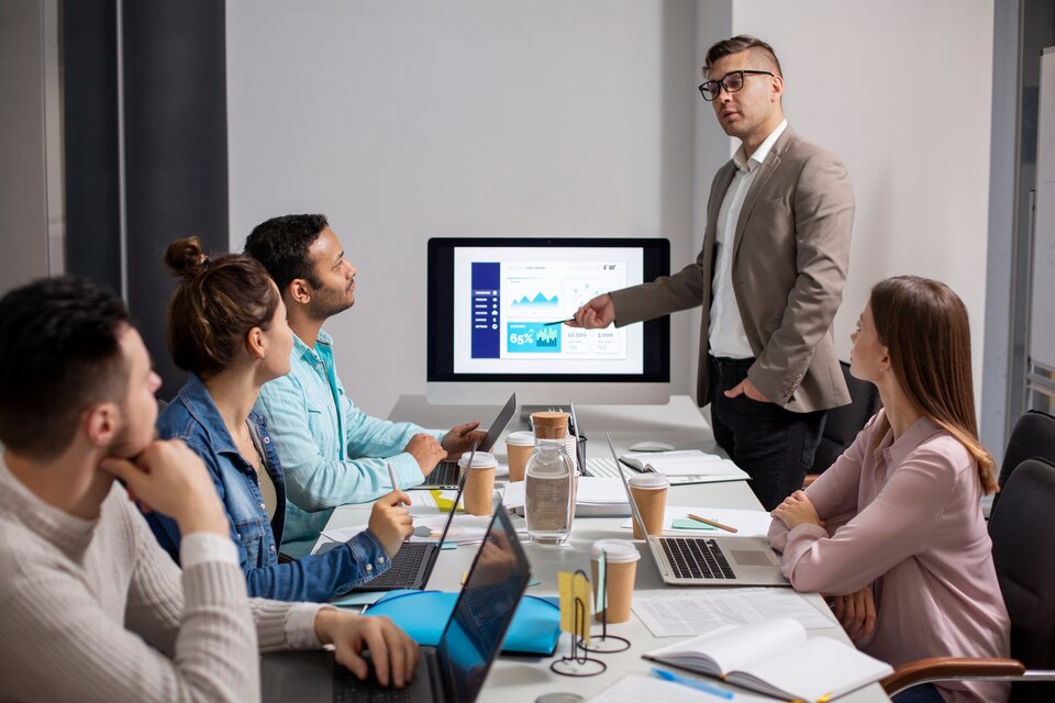 Level 5 Diploma in Business Management