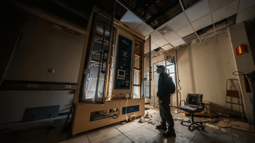 Facilities Management Diploma Image - 3